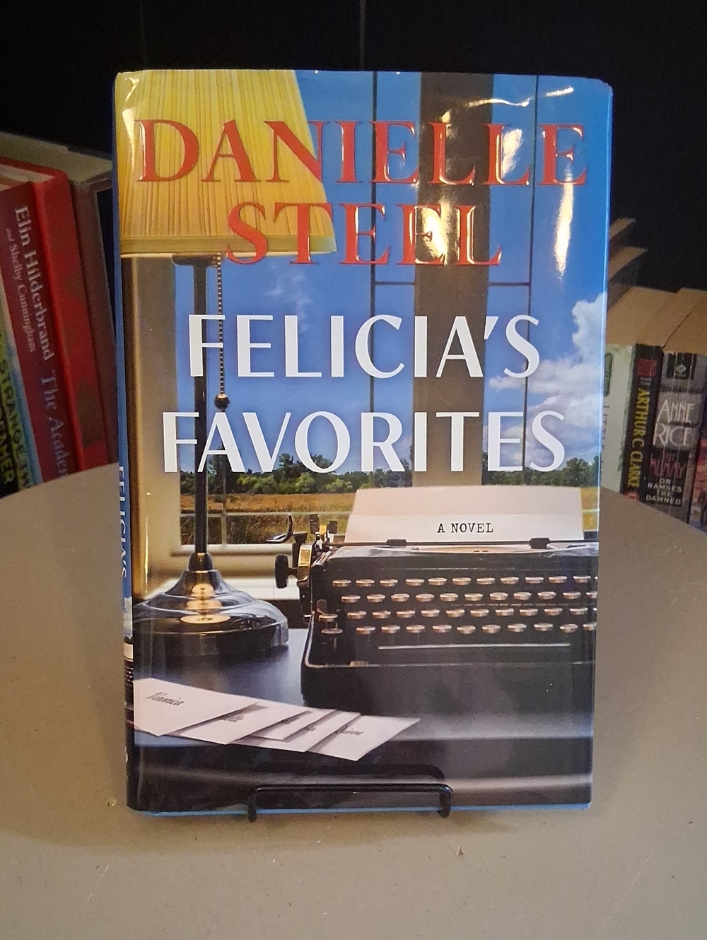 Felicia's Favorites By Danielle Steel